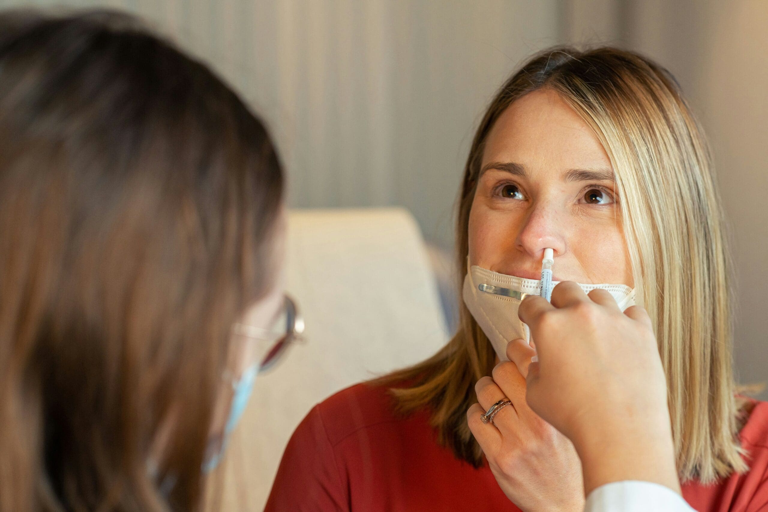 O que é a coqueluche? Nova vacina nasal promete combater a doença.